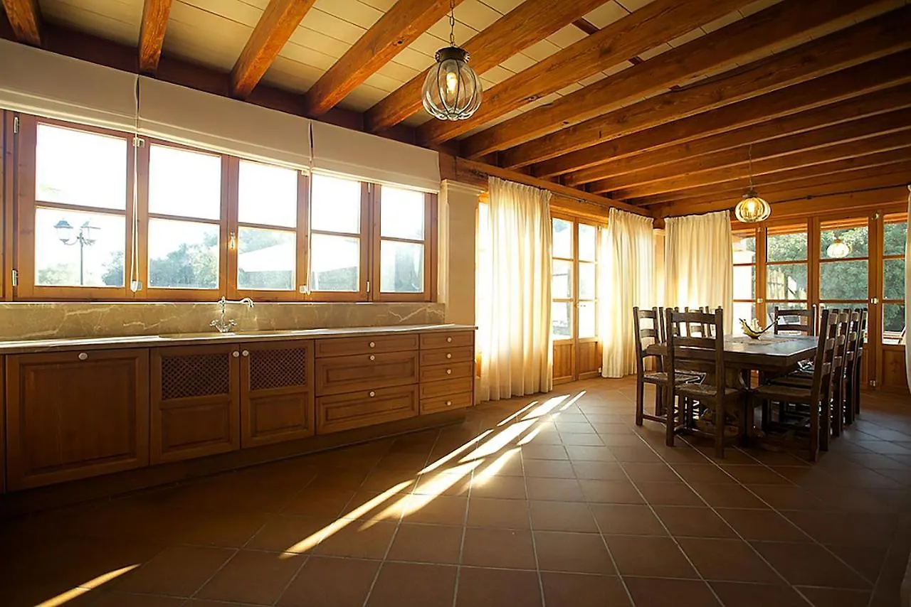 Holiday home Country House Horlandis Petra