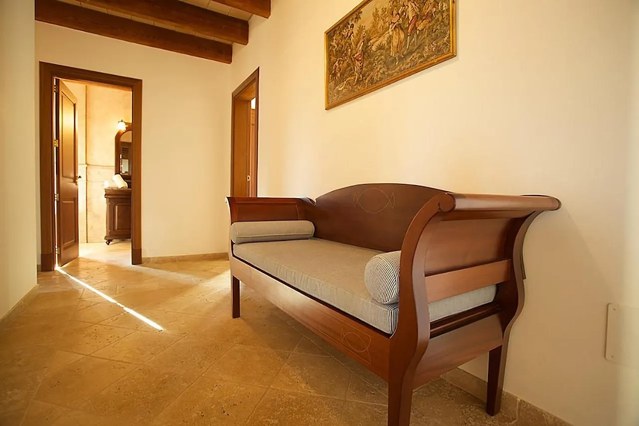Country House Horlandis Petra  0*, Petra (Mallorca) Spain